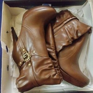 G by Guess High Heeled Boots natural brown